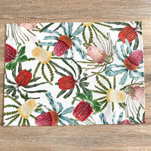 Load image into Gallery viewer, Australian Banksia Placemat Silken Twine Table Runner