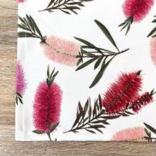 Load image into Gallery viewer, Australian Mixed Bottlebrush Placemat Silken Twine Table Runner