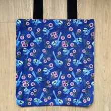 Load image into Gallery viewer, Splendid Wren Tote Bag Silken Twine Tote Bag