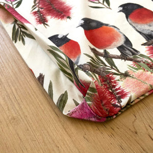 Scarlet Robin reusable bag Silken Twine Tote Bag