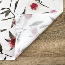 Load image into Gallery viewer, Single Pin Cushion Flowers Handkerchief Silken Twine Handkerchief